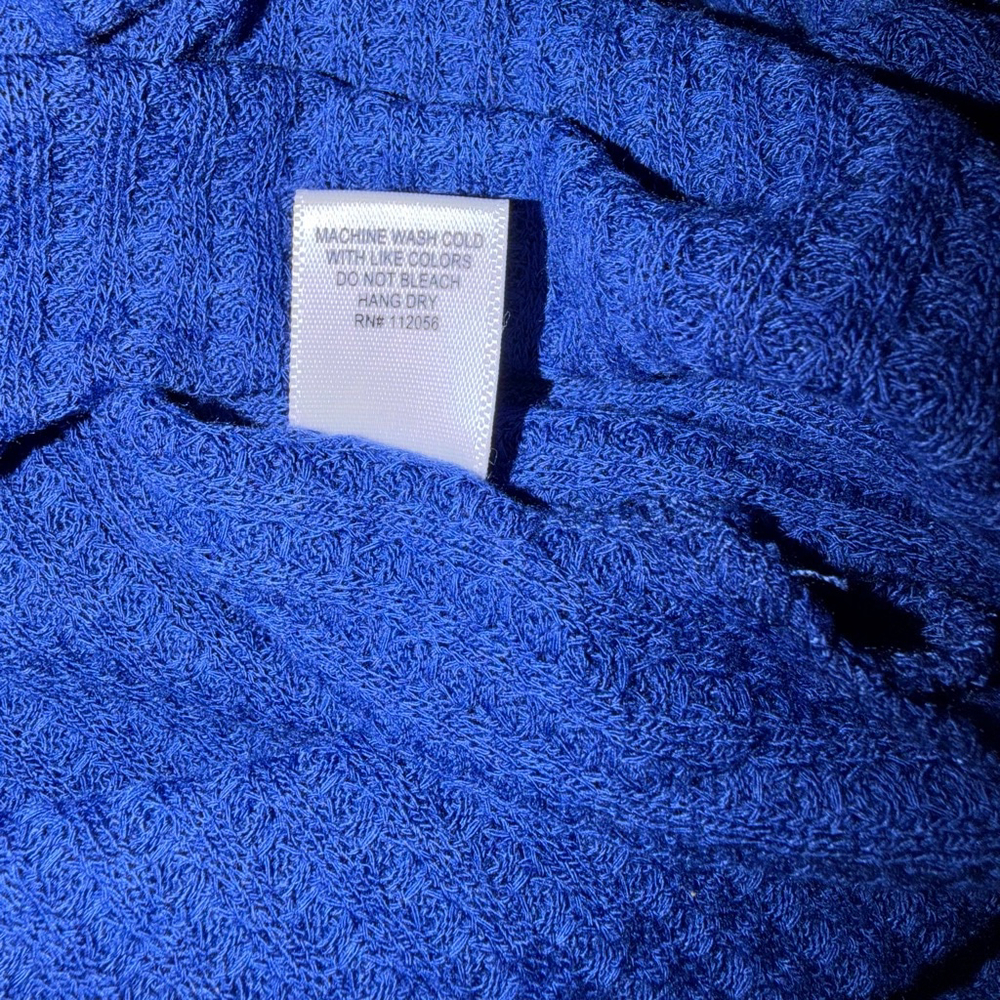 Zenana Plus 1X Blue Waffle Knit Tunic 
Top V-Neck High Low Oversized Lagenlook - Picture 6 of 8